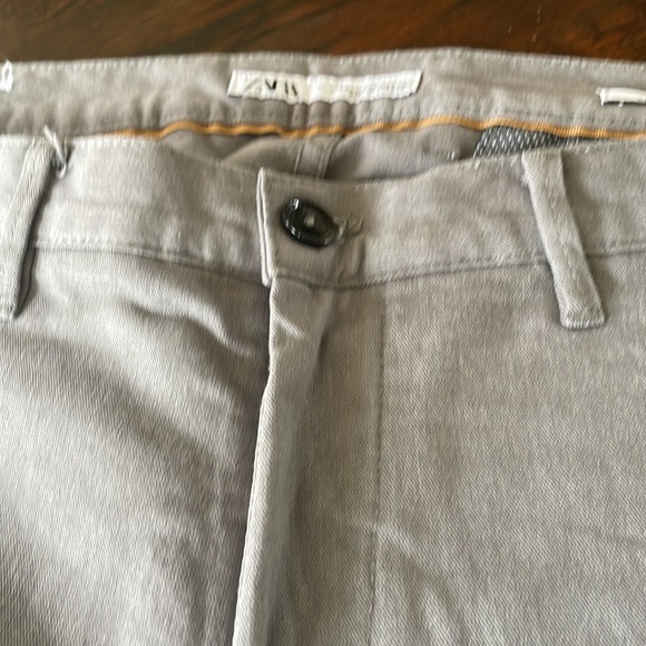 Zara Men's grey flat front slim fit cotton pants - Picture 7 of 8